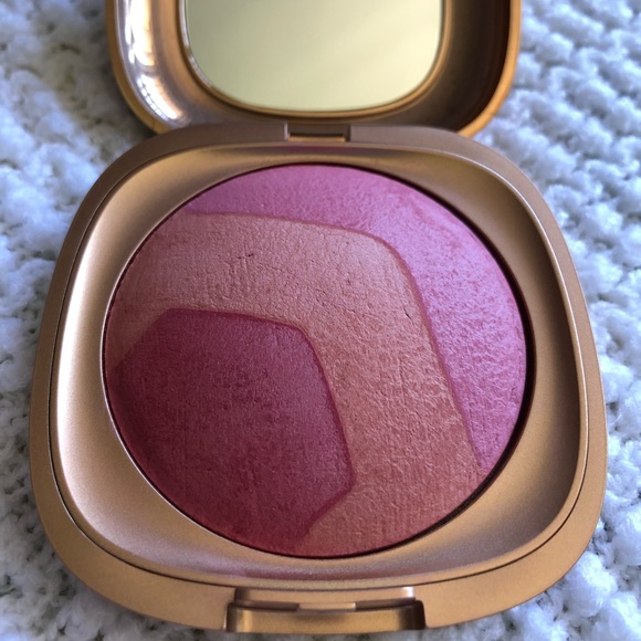 Kiko Other - Kiko Cosmetics Desert Dunes Trio Baked Blush